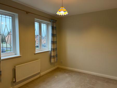 4 bedroom Detached house to let in Darcy Gardens, Melton Mowbray, LE13