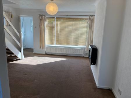 2 bedroom Semi-detached house to let in Edendale Road, Melton Mowbray, LE13