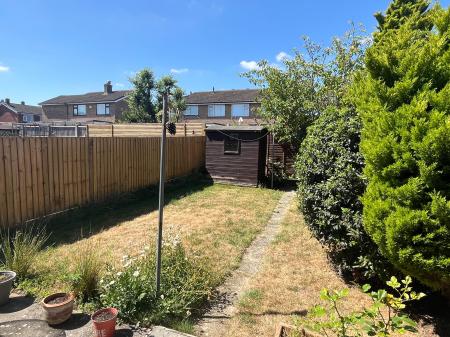 2 bedroom Semi-detached house to let in Edendale Road, Melton Mowbray, LE13