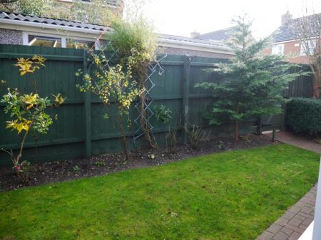 3 bedroom Semi-detached house to let in Valiant Way, Melton Mowbray, LE13