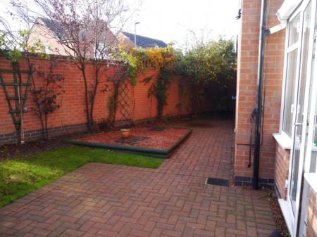3 bedroom Semi-detached house to let in Valiant Way, Melton Mowbray, LE13