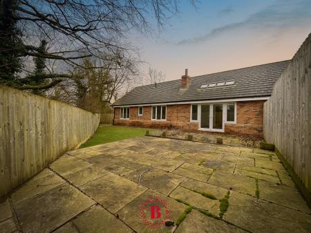 4 bedroom Bungalow for sale in Melton Road, Asfordby Hill, LE14