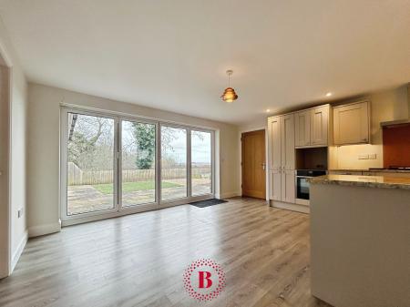 4 bedroom Bungalow for sale in Melton Road, Asfordby Hill, LE14