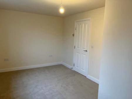 3 bedroom Terraced House to let in Woolsthorpe Close, Melton Mowbray, LE13