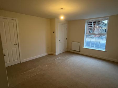 3 bedroom Terraced House to let in Woolsthorpe Close, Melton Mowbray, LE13