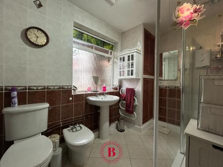 4 bedroom Bungalow for sale in Sandy Lane, Melton Mowbray, LE13