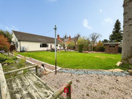 4 bedroom Bungalow for sale in Sandy Lane, Melton Mowbray, LE13