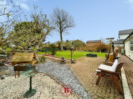 4 bedroom Bungalow for sale in Sandy Lane, Melton Mowbray, LE13