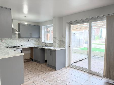 3 bedroom Terraced House to let in Edendale Road, Melton Mowbray, LE13