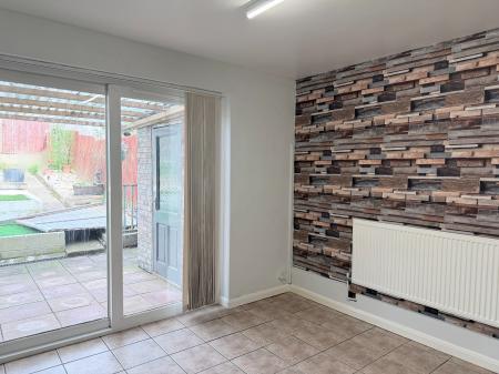 3 bedroom Terraced House to let in Edendale Road, Melton Mowbray, LE13