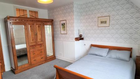 2 bedroom Apartment to let in Hall Drive, Burton Lazars, LE14