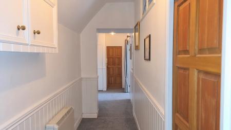 2 bedroom Apartment to let in Hall Drive, Burton Lazars, LE14