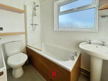 2 bedroom End of terrace house for sale in Kestrel Road, Melton Mowbray, LE13