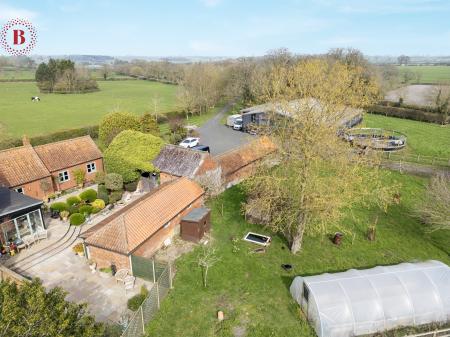 5 bedroom Detached house for sale in Windmerpool Lane, Willoughby On-The-Wolds, LE12