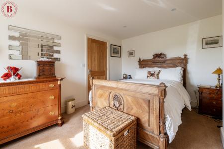 5 bedroom Detached house for sale in Windmerpool Lane, Willoughby On-The-Wolds, LE12