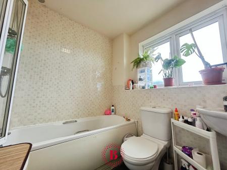 3 bedroom Town house for sale in Navigation Close, Melton Mowbray, LE13