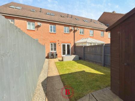 3 bedroom Town house for sale in Tees Court, Bingham, NG13