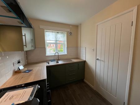 2 bedroom Semi-detached house to let in Blyth Avenue, Melton Mowbray, LE13