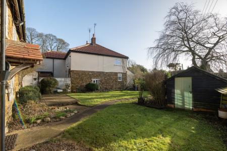 4 bedroom Character Property for sale in Main Street, Wartnaby, LE14