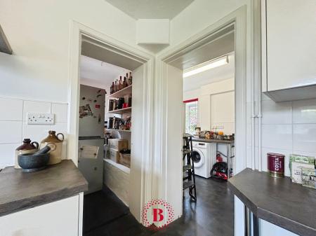 3 bedroom Detached house for sale in Thorpe Road, Melton Mowbray, LE13