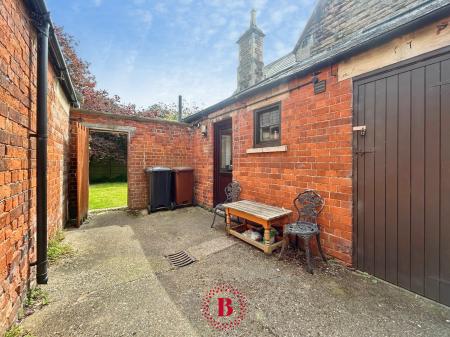 3 bedroom Detached house for sale in Thorpe Road, Melton Mowbray, LE13