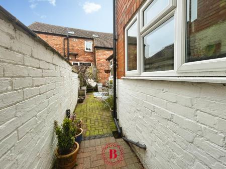 3 bedroom Terraced House for sale in Craven Street, Melton Mowbray, LE13