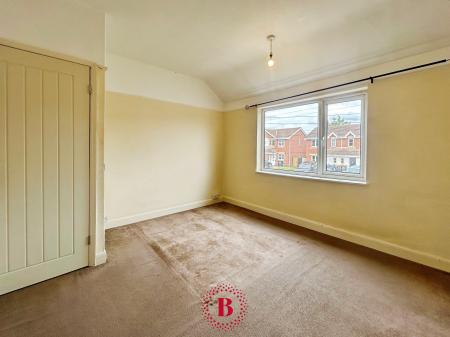3 bedroom Semi-detached house for sale in Lake Terrace, Melton Mowbray, LE13