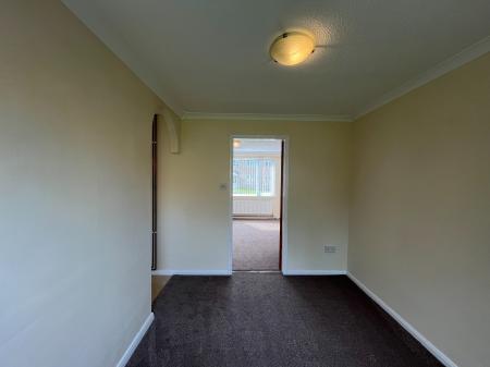 3 bedroom Semi-detached house to let in Hawthorn Drive, Melton Mowbray, LE13