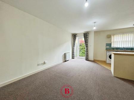 2 bedroom Flat for sale in Kingfisher Court, Melton Mowbray, LE13