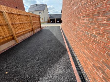 2 bedroom Semi-detached house to let in King Edward Avenue, Melton Mowbray, LE13