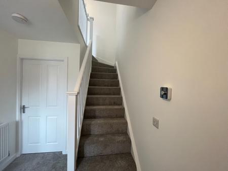 2 bedroom Semi-detached house to let in King Edward Avenue, Melton Mowbray, LE13