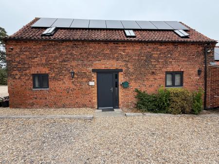 Fosse Road, Shakerdale Farm, Car Colston, NG13