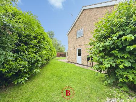 3 bedroom Semi-detached house for sale in Hawthorn Drive, Melton Mowbray, LE13
