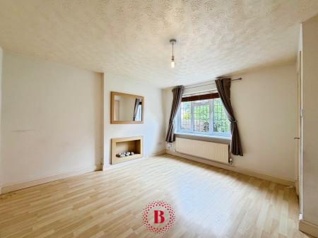 3 bedroom Semi-detached house for sale in Hawthorn Drive, Melton Mowbray, LE13