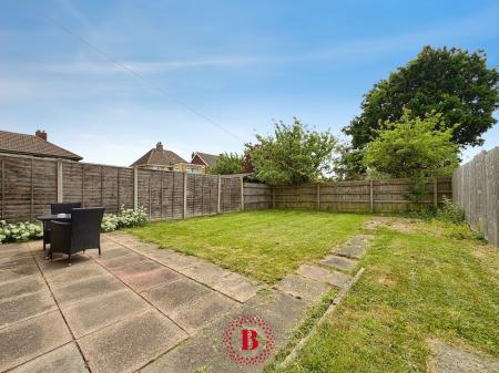 3 bedroom Semi-detached house for sale in Ludlow Drive, Melton Mowbray, LE13
