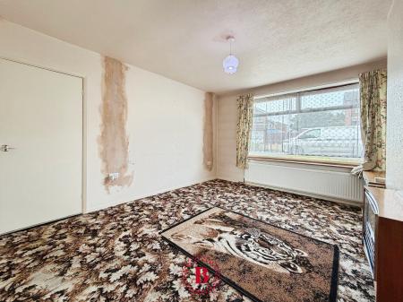 3 bedroom Semi-detached house for sale in Thames Drive, Melton Mowbray, LE13