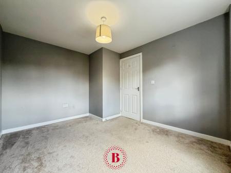 4 bedroom Semi-detached house for sale in Mason Road, Melton Mowbray, LE13