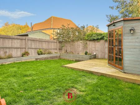 4 bedroom Semi-detached house for sale in Mason Road, Melton Mowbray, LE13