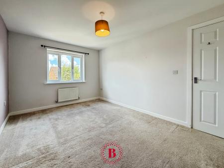 4 bedroom Semi-detached house for sale in Mason Road, Melton Mowbray, LE13