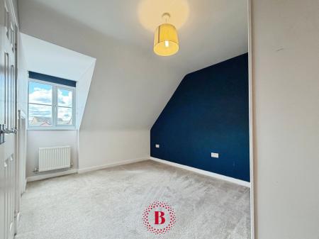 4 bedroom Semi-detached house for sale in Mason Road, Melton Mowbray, LE13