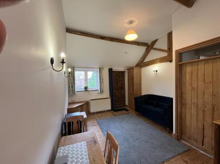 2 bedroom Cottage to let in Pagets End, Long Clawson, LE14