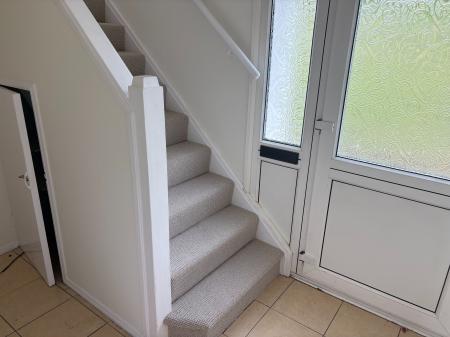 2 bedroom Semi-detached house to let in West Avenue, Melton Mowbray, LE13