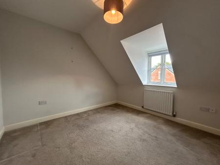 2 bedroom Apartment to let in Long Acre, Bingham, NG13