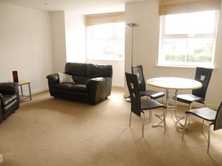 2 bedroom Apartment to let in Buttermere Close, Melton Mowbray, LE13