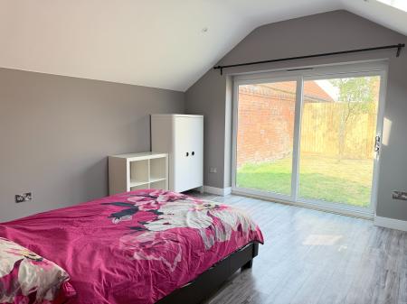 3 bedroom Barn Conversion to let in Kneeton Road, East Bridgford, NG13