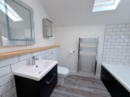 3 bedroom Barn Conversion to let in Kneeton Road, East Bridgford, NG13