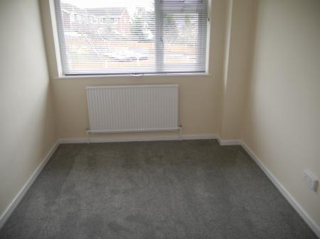 2 bedroom Semi-detached house to let in Solway Close, Melton Mowbray, LE13