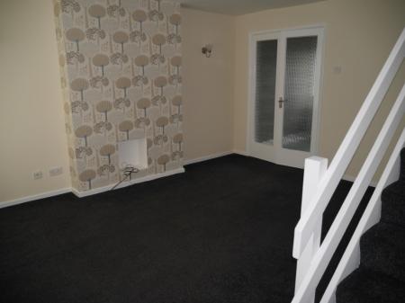 2 bedroom Semi-detached house to let in Solway Close, Melton Mowbray, LE13