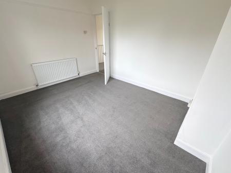 3 bedroom Semi-detached house to let in Lake Terrace, Melton Mowbray, LE13