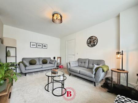 3 bedroom Semi-detached house for sale in Sedbergh Close, Newton, NG13